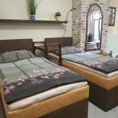Apartman Holandska 120 Beroun Бероун Экстерьер фото