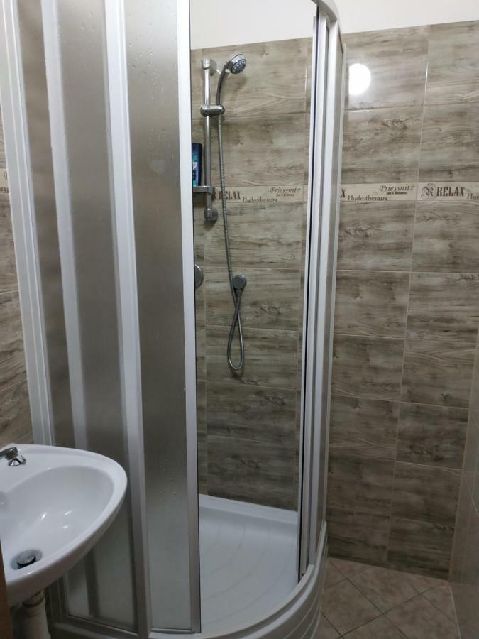 Apartman Holandska 120 Beroun Бероун Экстерьер фото